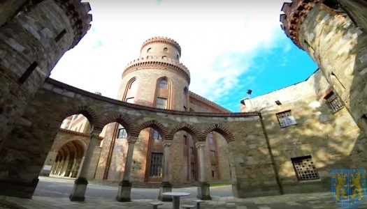 Letni sen w Pałacu Marianny Orańskiej [VIDEO]